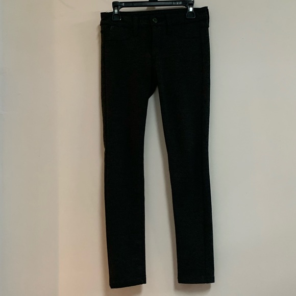 Splendid Black Rose Sweatshirt & Joe’s Jeans Jeggings - Picture 8 of 13